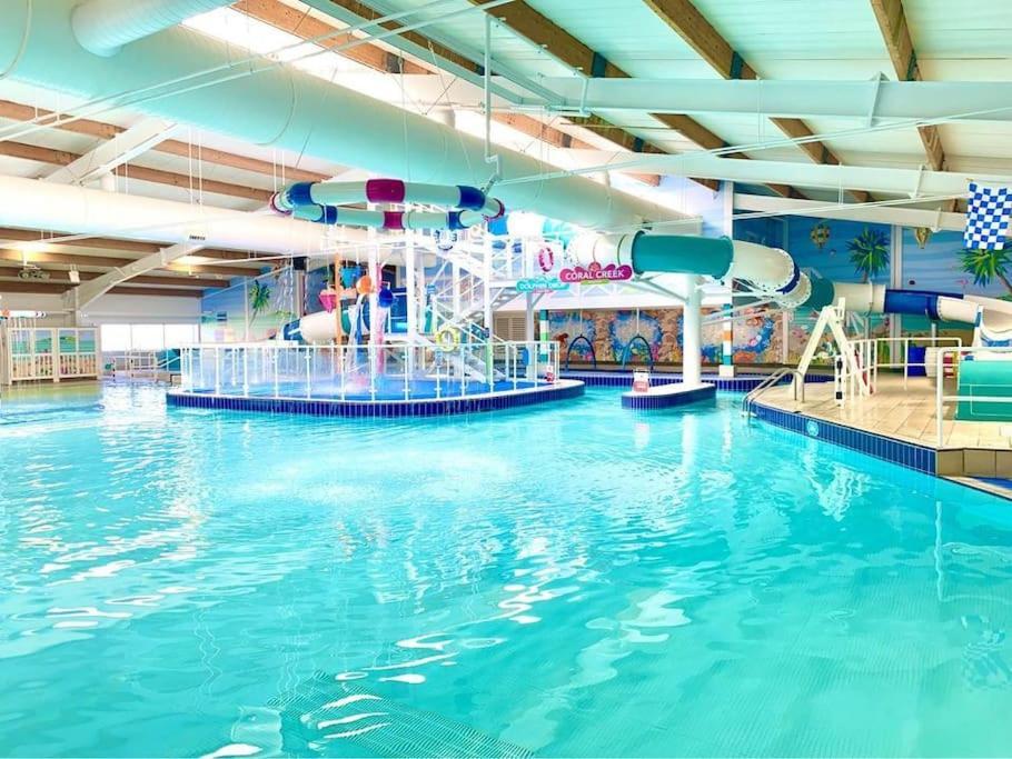 Carnaby Holiday Caravan, West Sands, Селси Экстерьер фото