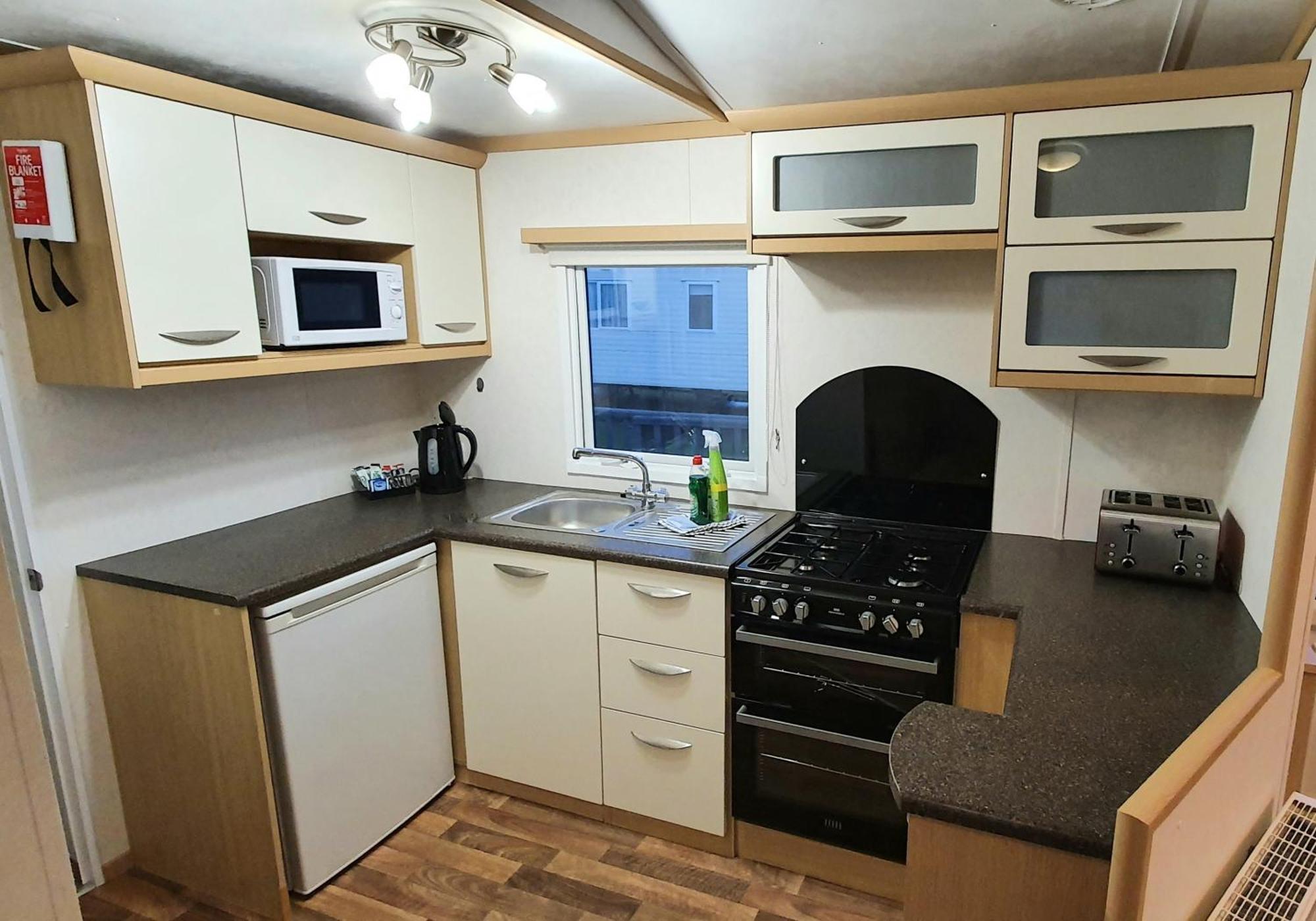 Carnaby Holiday Caravan, West Sands, Селси Экстерьер фото